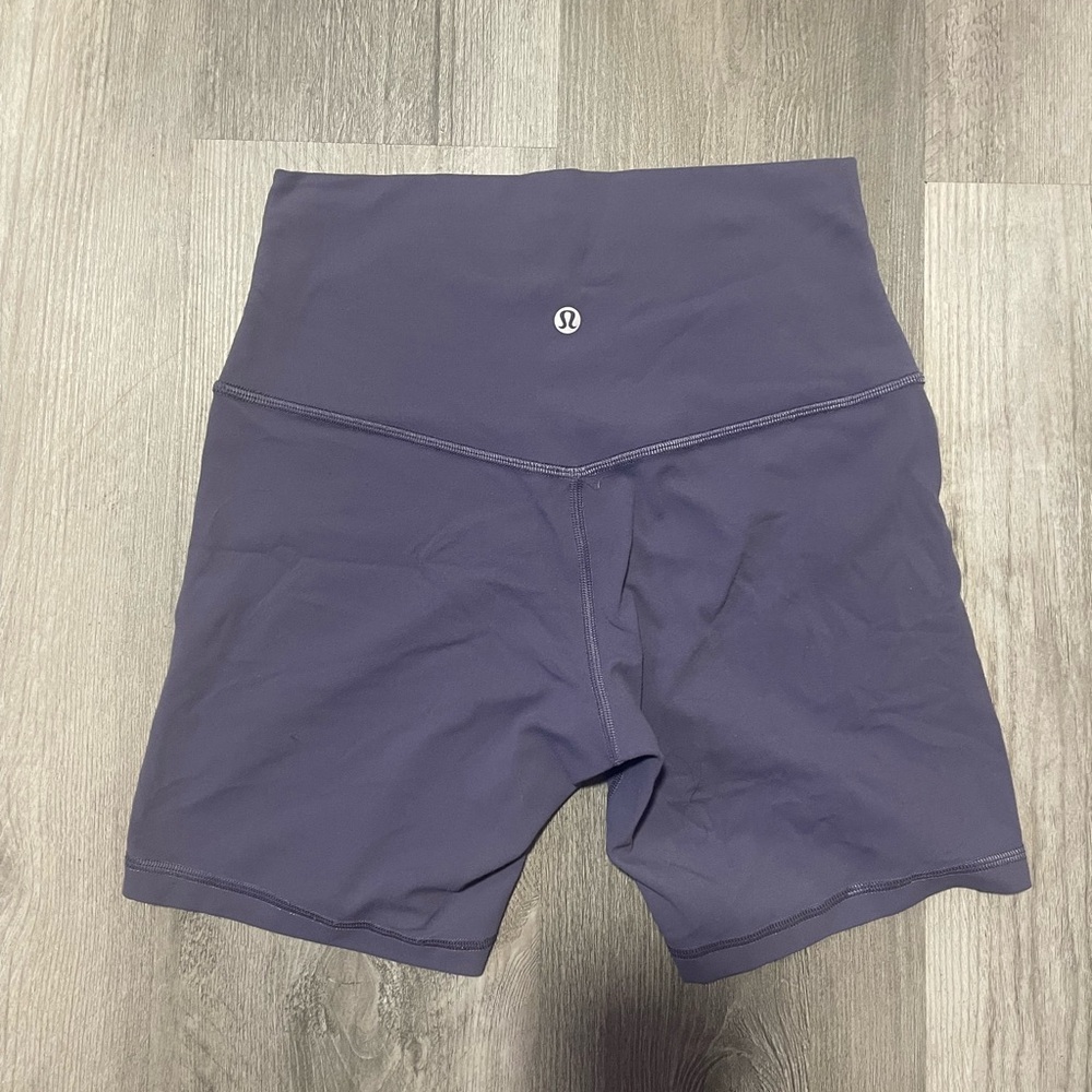 lululemon Align Shorts high-rise 6”